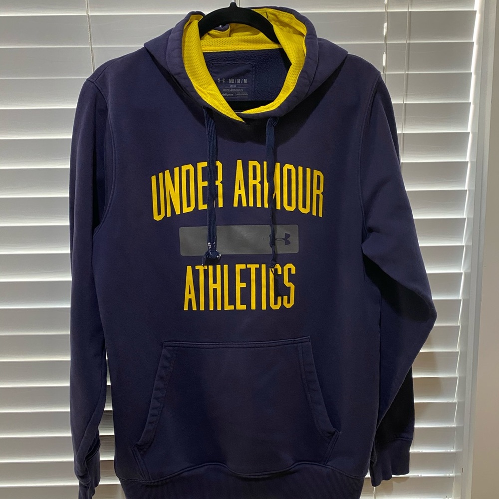 Under Armour Hoodie - Size M
